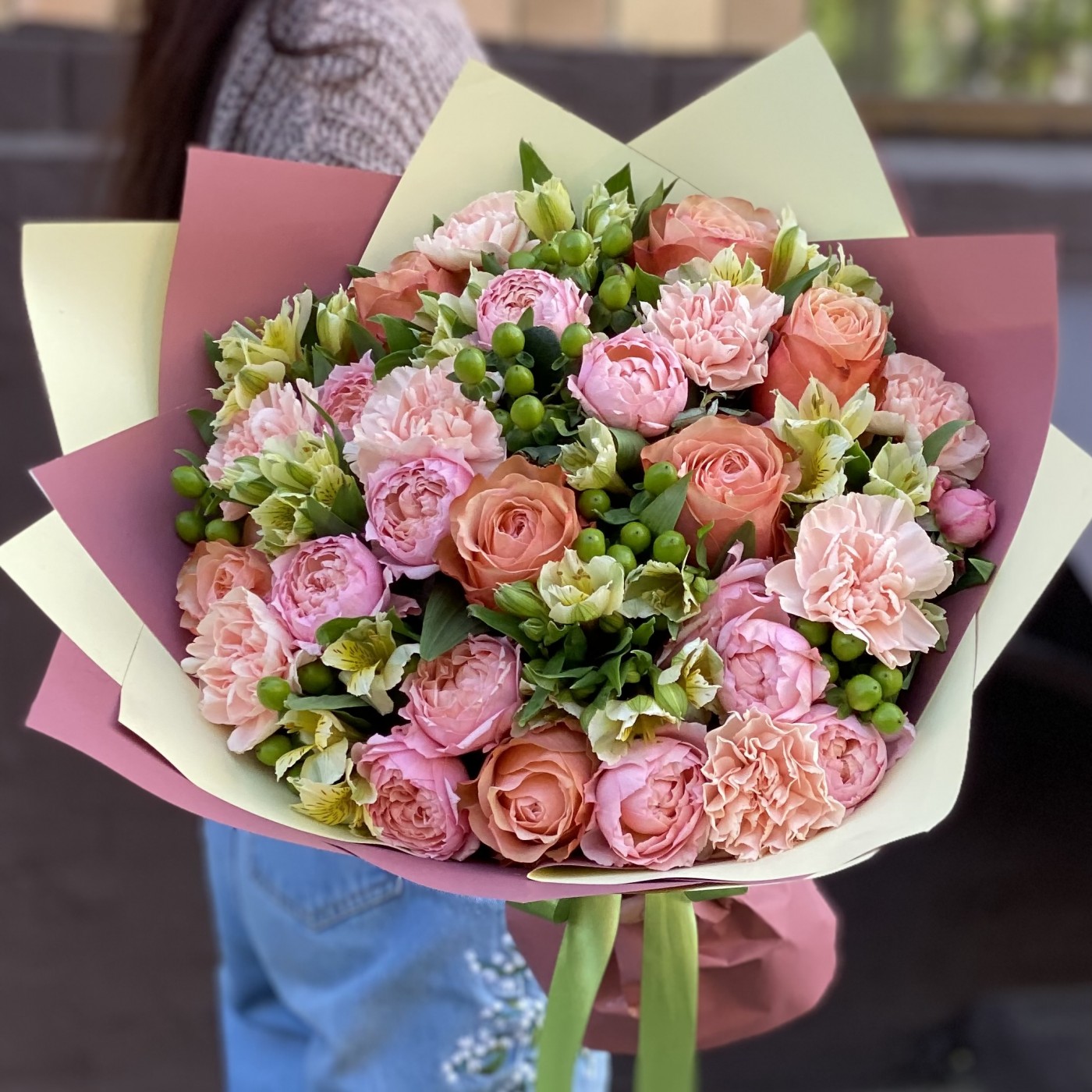 Букет Карамель с пионовидными розами
