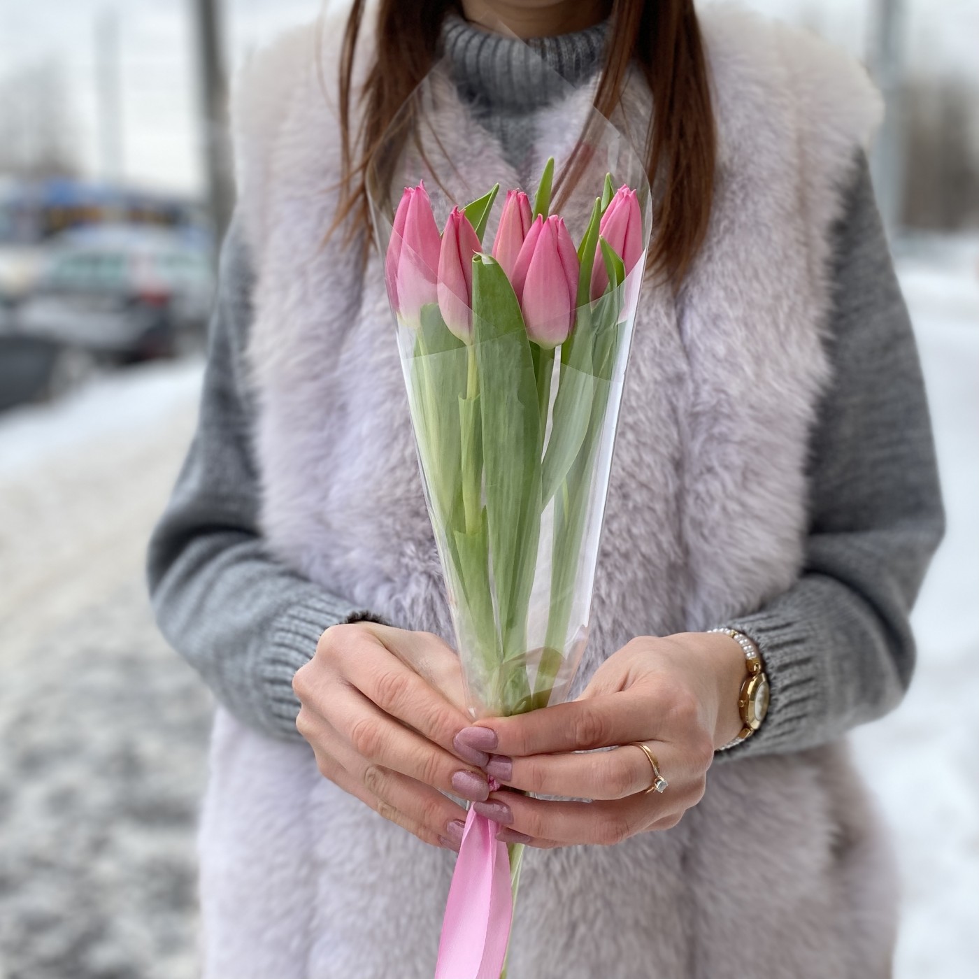 Корпоративный букет розовые тюльпаны