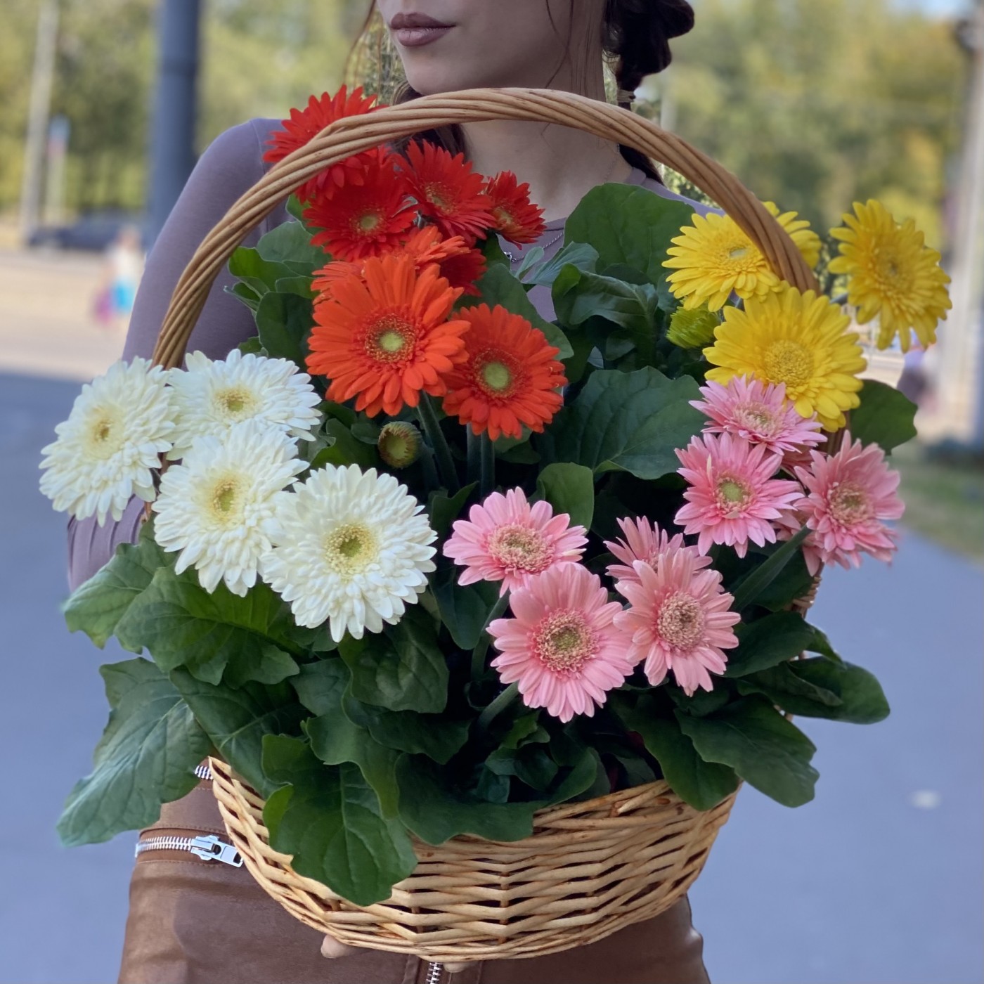 Подарочная корзина гербер