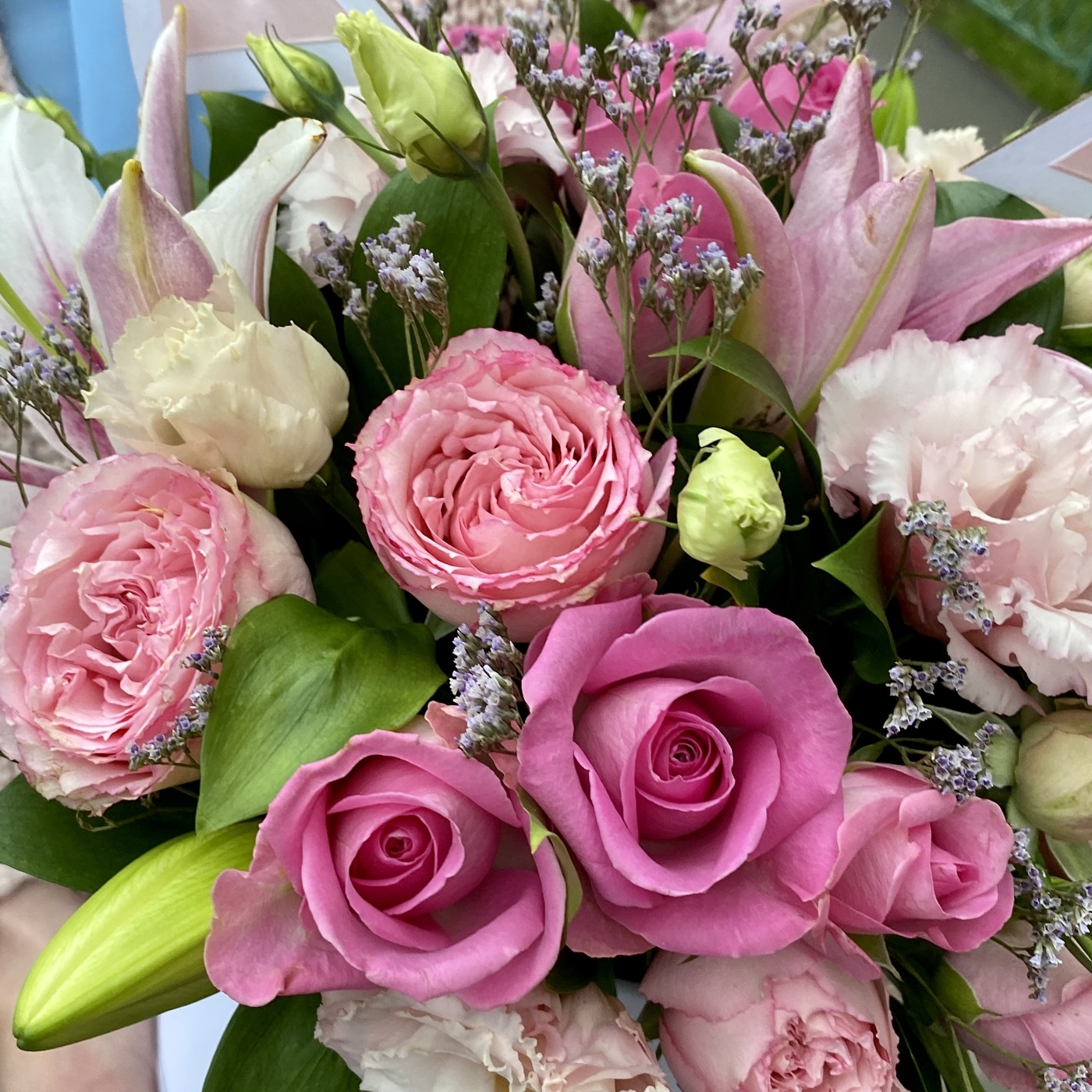 Цветы в коробке Кошечка