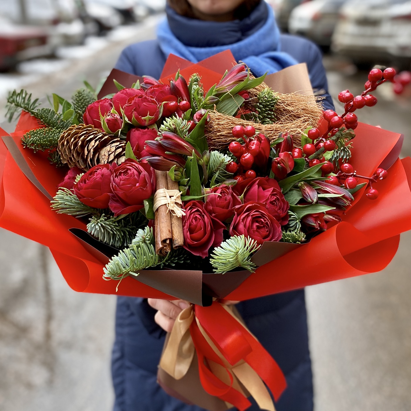 Новогодние цветы, букеты на новый год в подарок