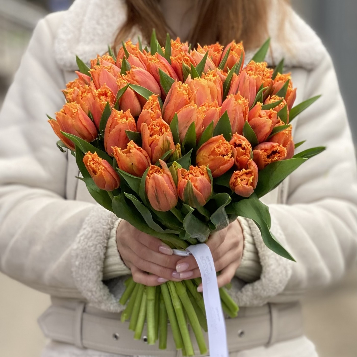 Оранжевые махровые тюльпаны Оранж пэшн