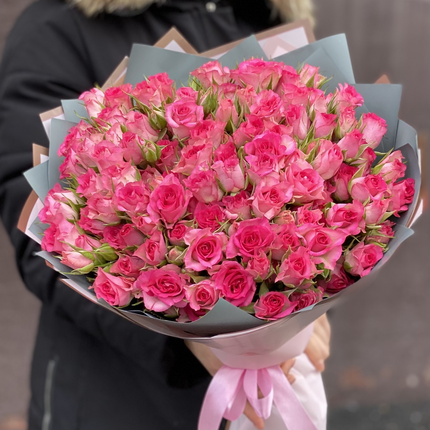 25 кустовых роз Рупски 40см