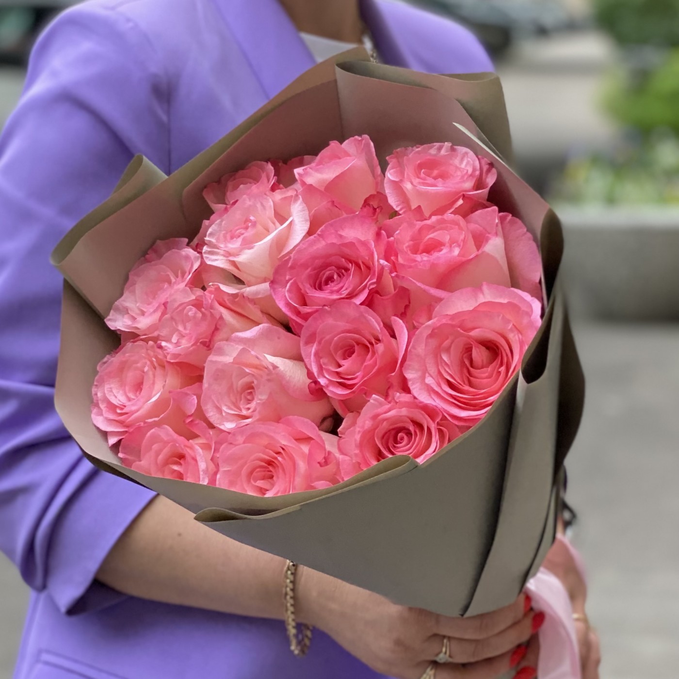 15 розовых роз Булевард