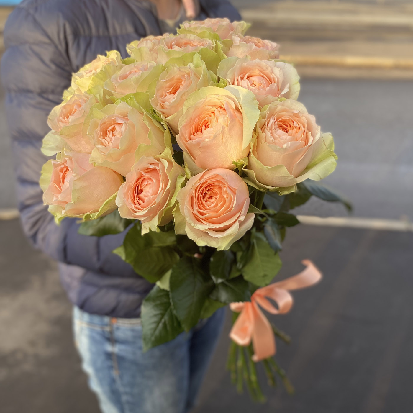 Роза пионовидная Гравити | купить недорого | доставка по Москве и области