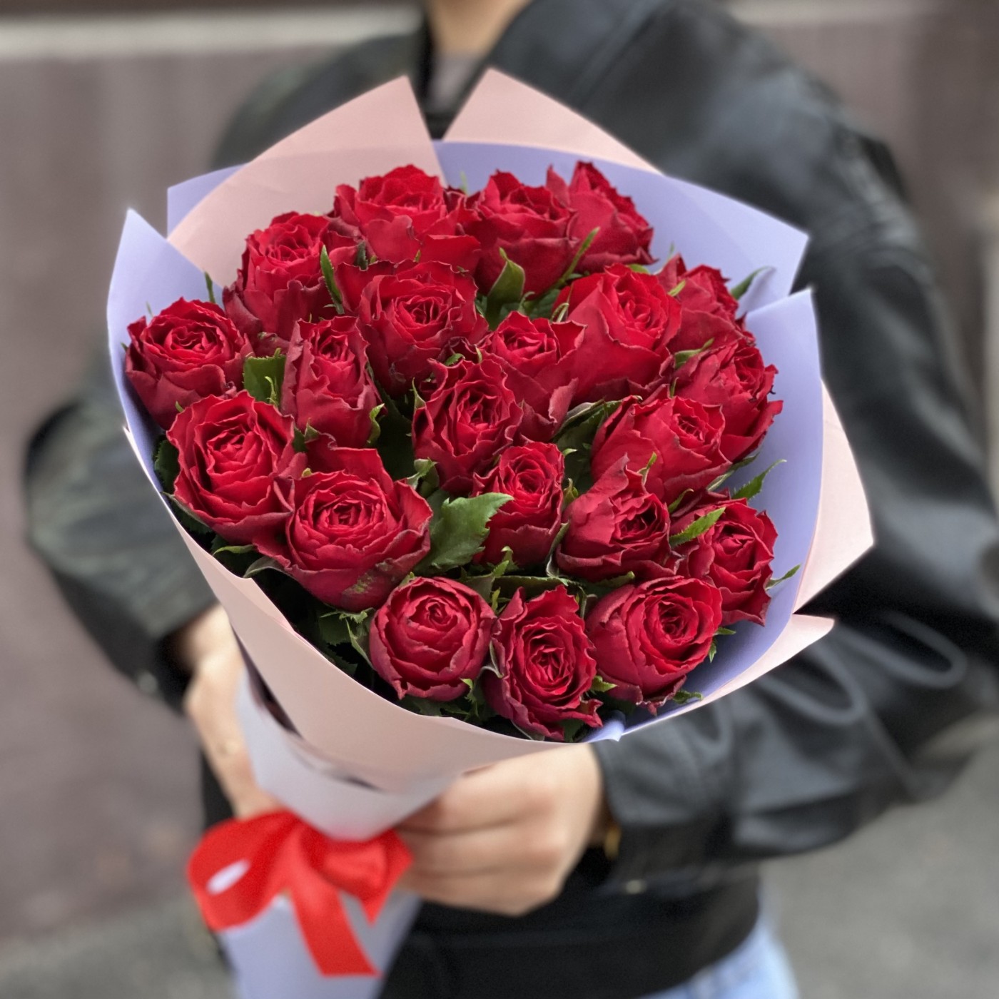 21 красная роза 40 см