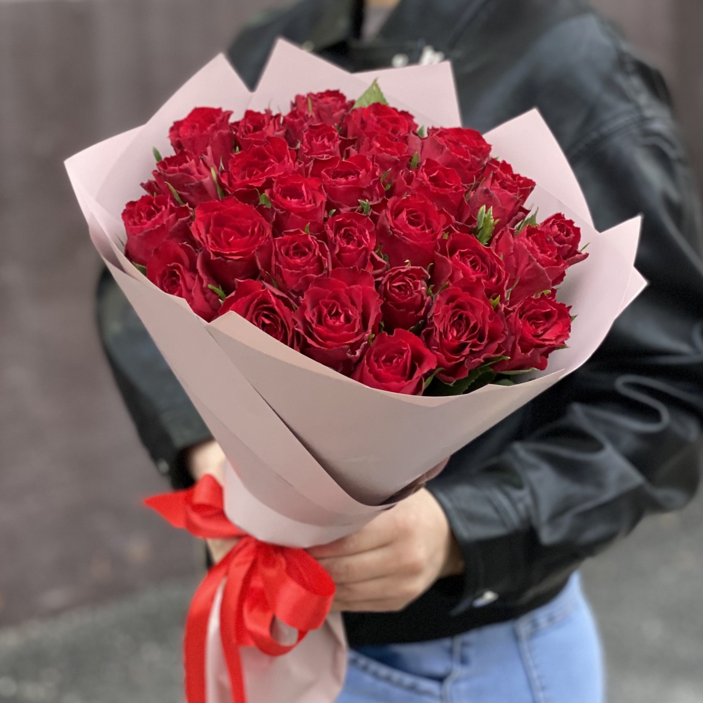 31 красная роза 40 см
