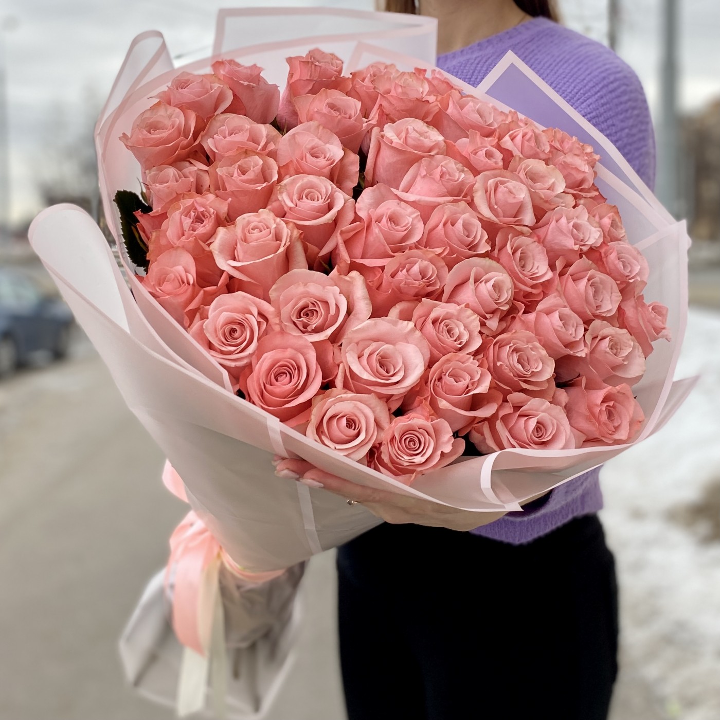 51 нежная роза Би Свит 70 см