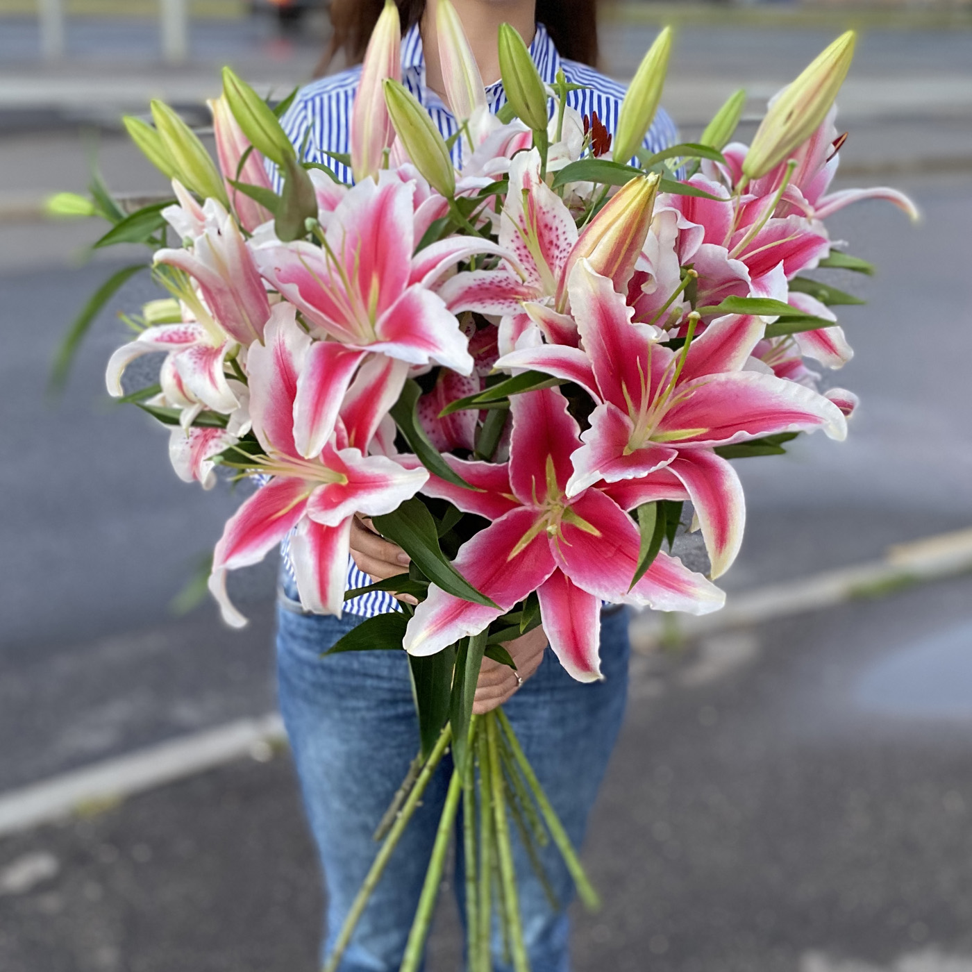 Букет Лилий Купить В Москве