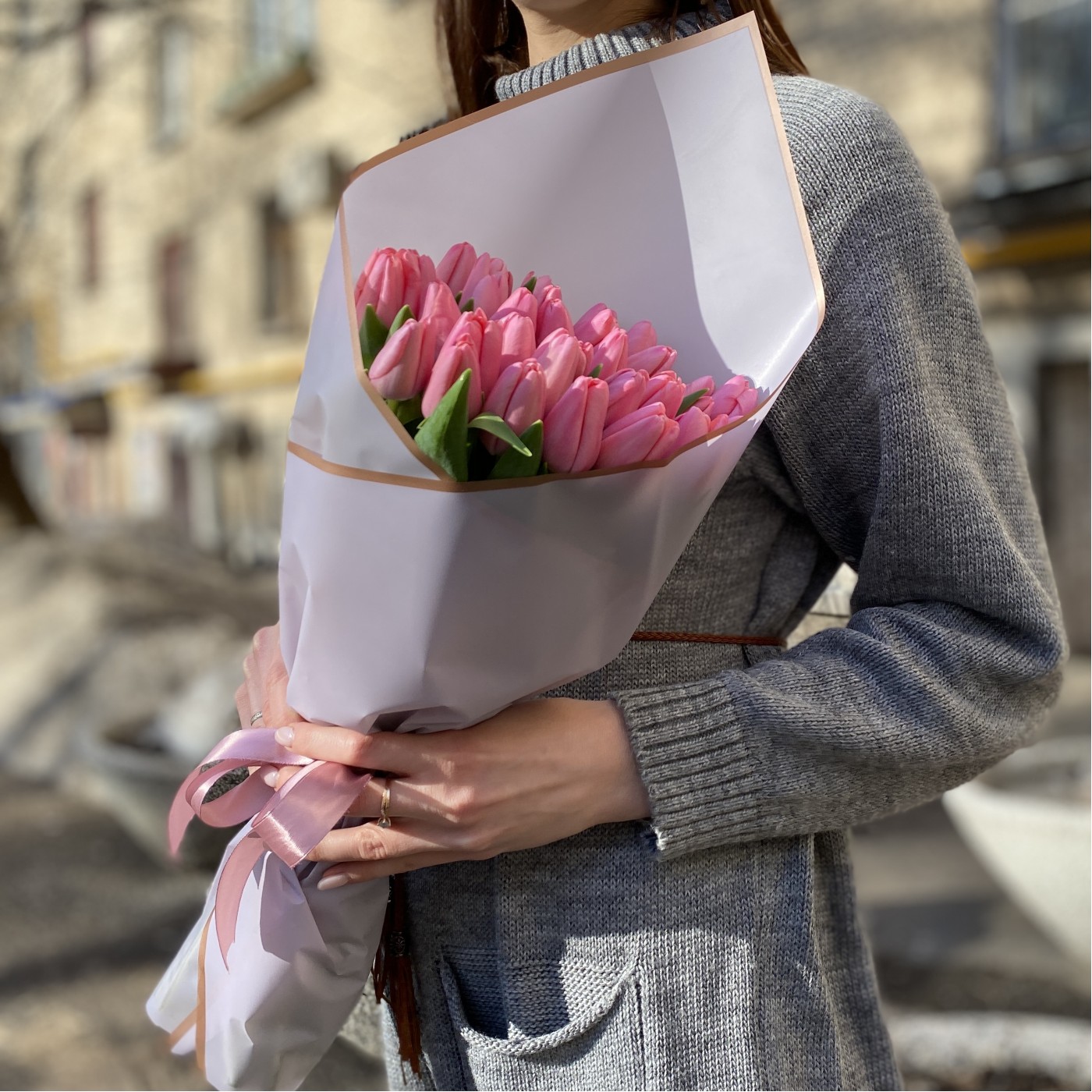 Букет 25 розовых тюльпанов Трезор