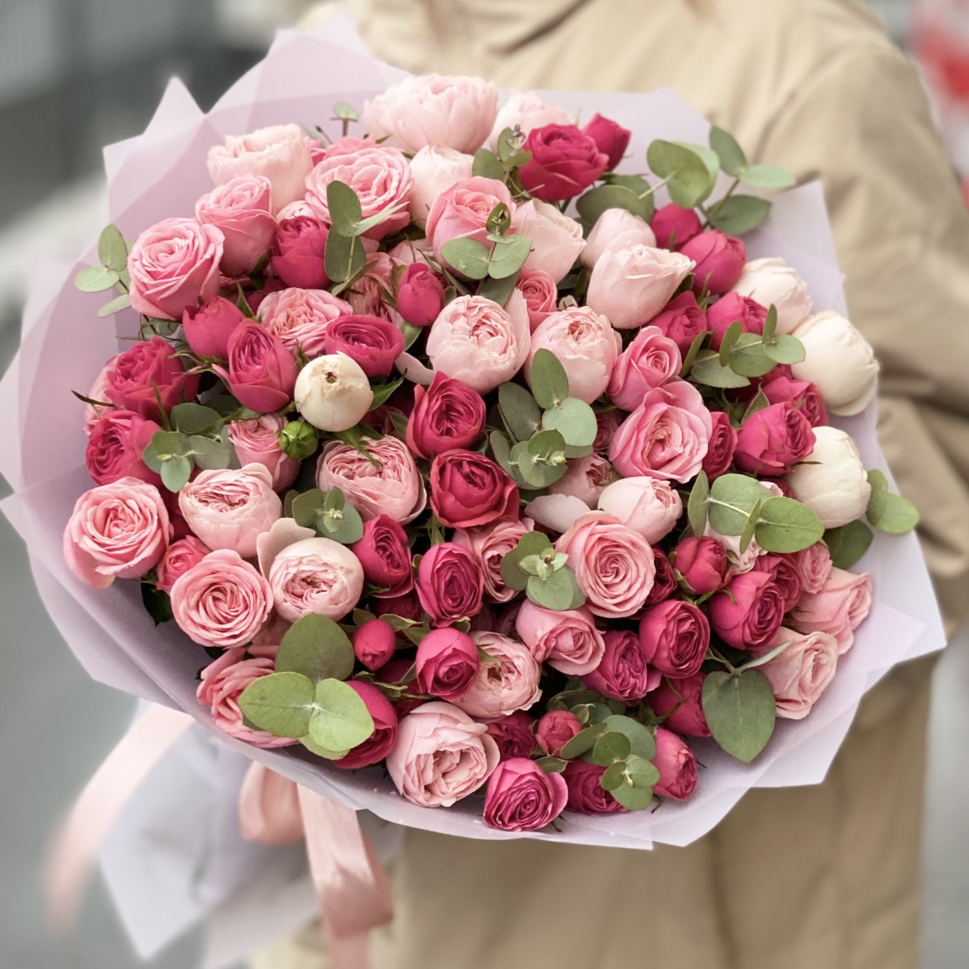 25 кустовых пионовидных роз Премиум